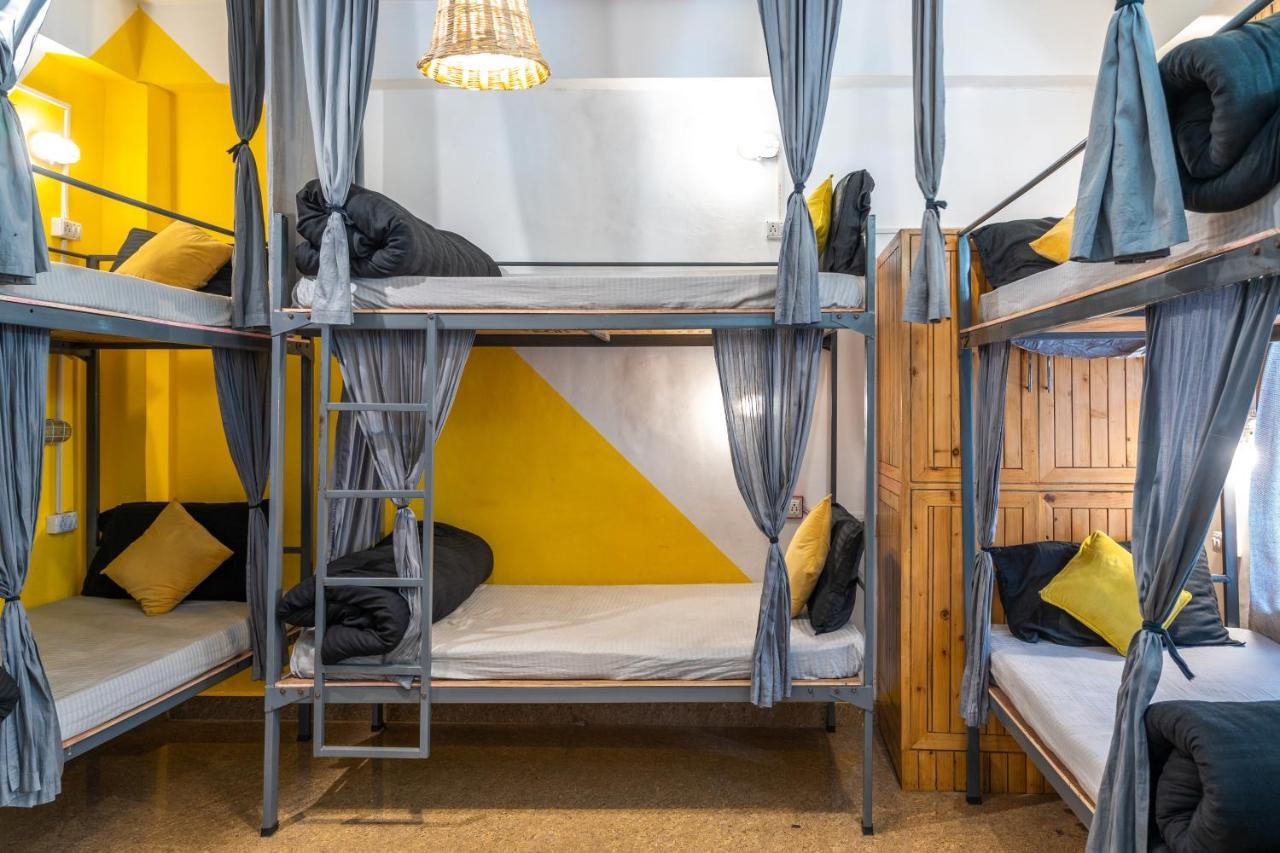 Whoopers Hostel Kasol Bagian luar foto