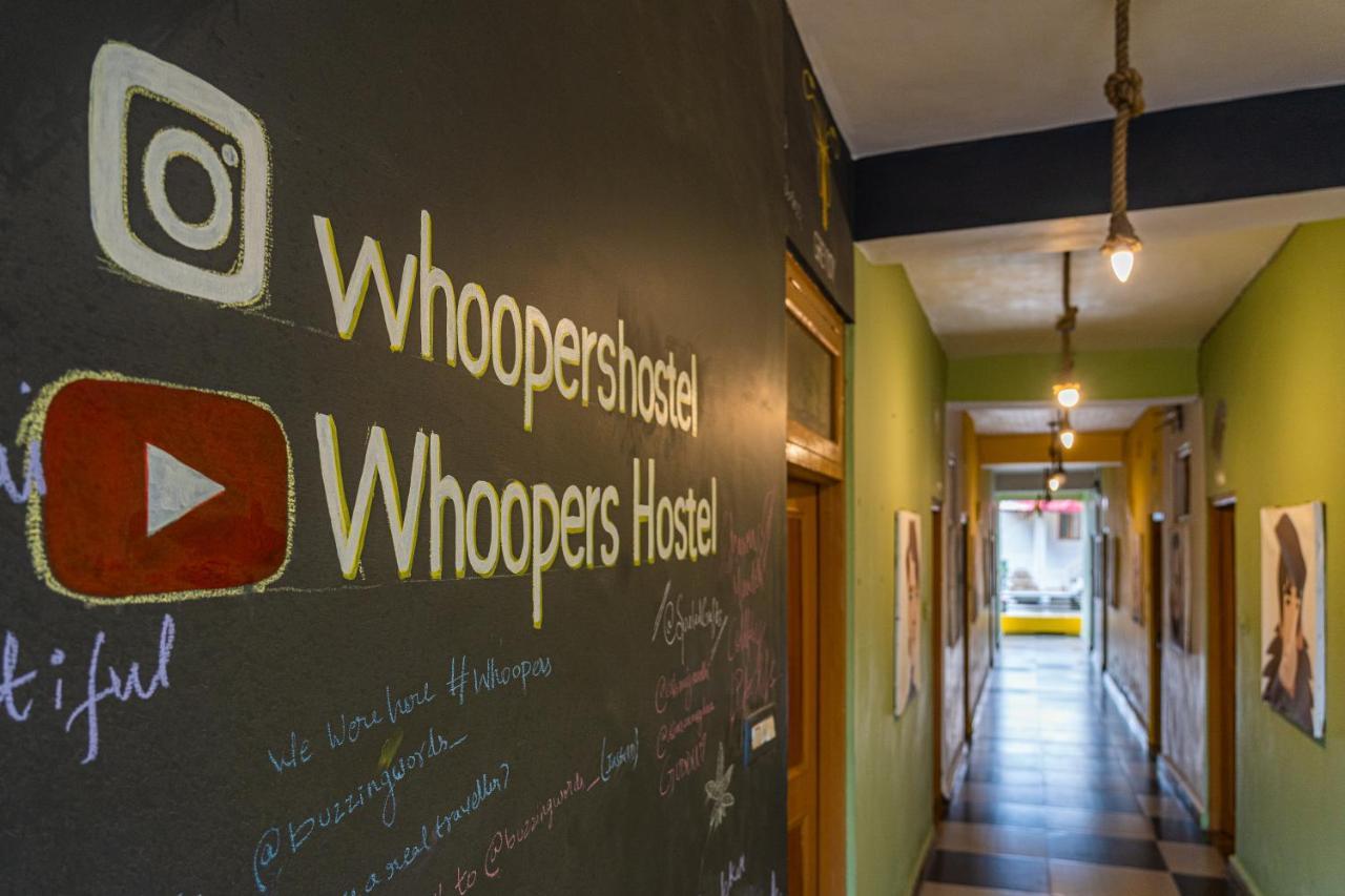 Whoopers Hostel Kasol Bagian luar foto