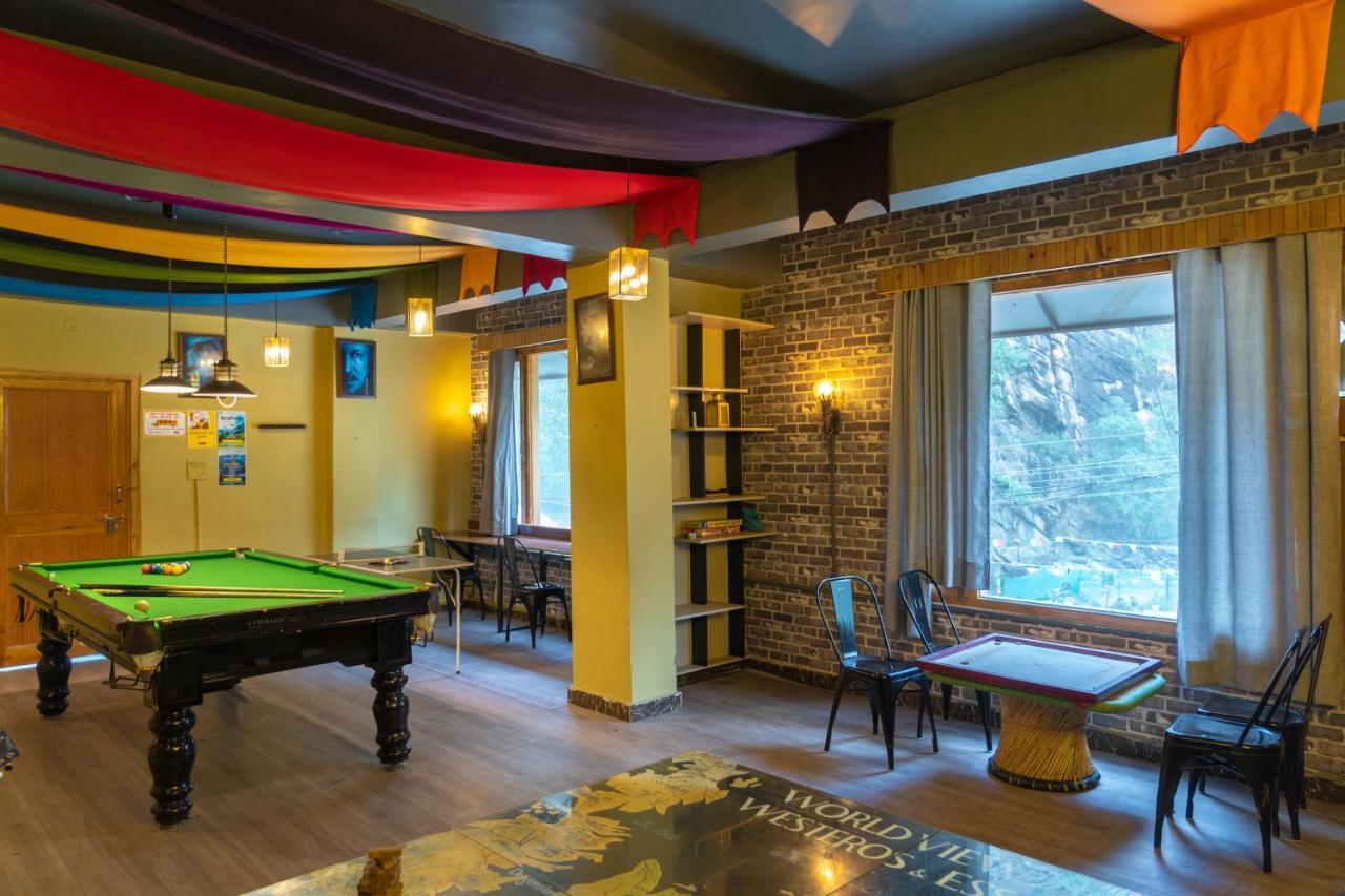 Whoopers Hostel Kasol Bagian luar foto